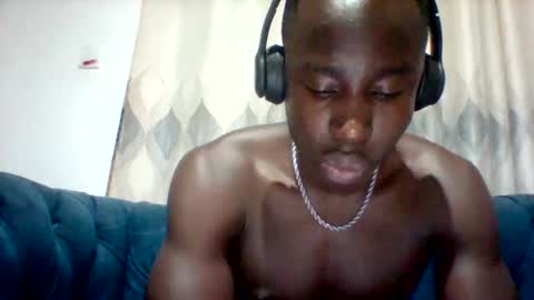 Snapshot of mclntz_bbc chatting on October 19, 8:13 pm mclntz_bbc online show from October 19, 8:13 pm