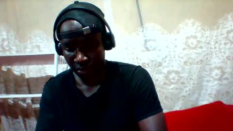 Snapshot of mclntz_bbc chatting on February 22, 2:52 pm mclntz_bbc online show from February 22, 2:52 pm