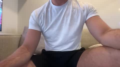 mcr8080 online show from April 20, 5:27 pm