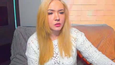 Kiku online show from November 2, 3:12 pm