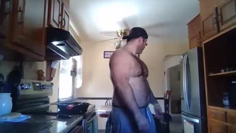 Snapshot of mdavis1six chatting on February 22, 5:13 pm Davis online show from February 22, 5:13 pm