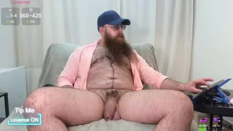 Snapshot of meaty_roll chatting on March 5, 4:56 am Meaty Roll online show from March 5, 4:56 am
