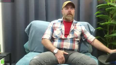 Snapshot of meaty_roll chatting on September 11, 3:30 am Meaty Roll online show from September 11, 3:30 am