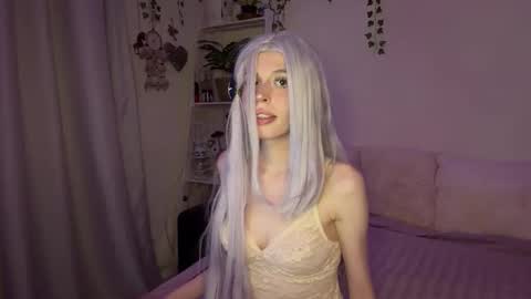 Nicole online show from March 14, 6:45 pm