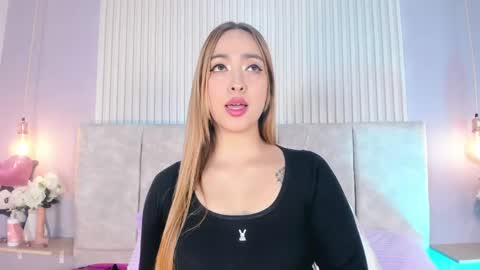 Emily online show from June 8, 11:16 pm