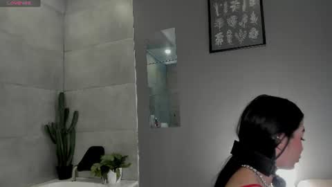 megaan26 online show from July 26, 8:28 pm