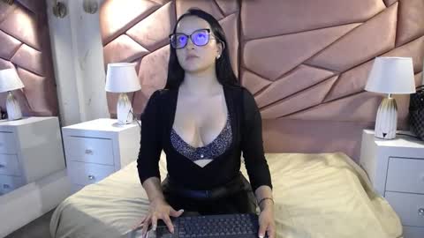Megan3 online show from October 8, 6:58 pm