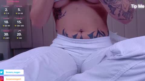 Megan  online show from November 13, 2:42 pm