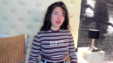     online show from March 4, 11:51 am