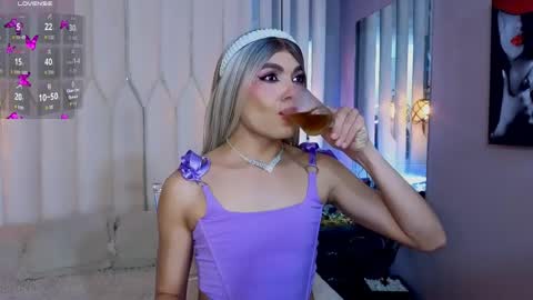 megan do santos online show from April 14, 2:31 pm