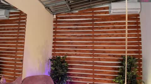 megan_raiin online show from February 26, 5:13 am