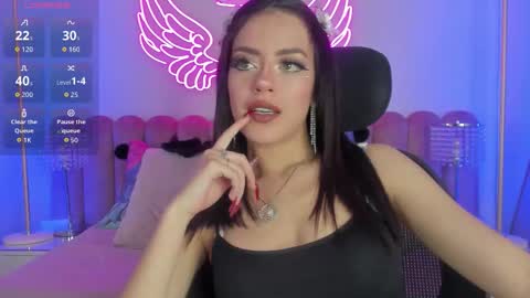 megan_shyne online show from March 12, 3:32 am