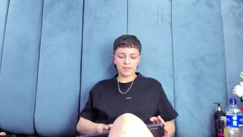 megan_thompsonn_ online show from February 20, 2:44 am