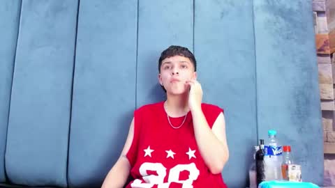 megan_thompsonn_ online show from March 26, 2:28 am