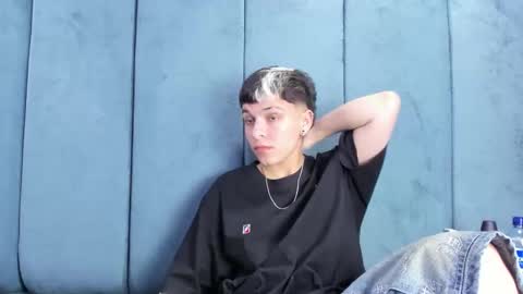 megan_thompsonn_ online show from June 2, 2:24 am