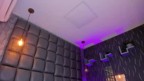 Megan online show from December 3, 7:58 pm