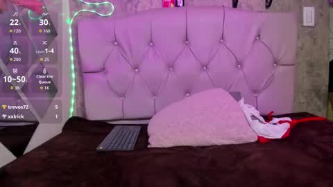 Megan online show from September 10, 1:01 pm