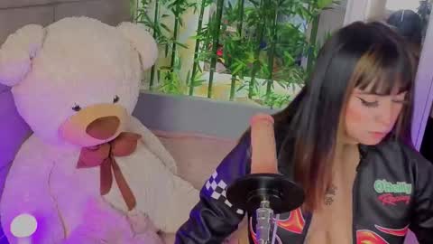 Megan  online show from March 25, 1:29 pm