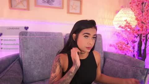 Megan Lowell online show from May 8, 7:19 pm