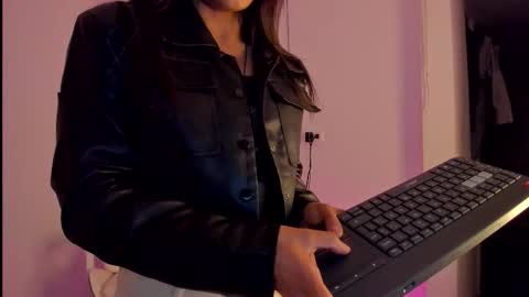 Megan online show from September 17, 3:32 am