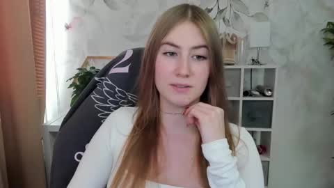 Megan online show from October 1, 12:59 pm