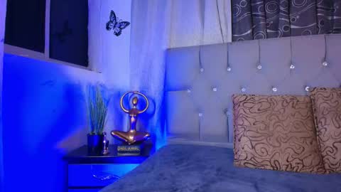 meggan online show from November 23, 5:05 am