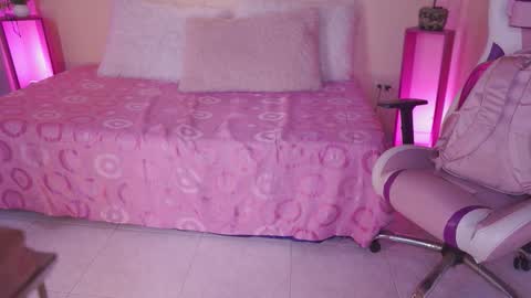 Meggie 1J online show from November 24, 11:03 pm