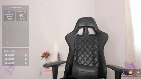 Meghan  online show from December 5, 3:10 pm