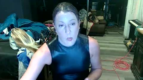 meghan online show from May 19, 11:01 pm