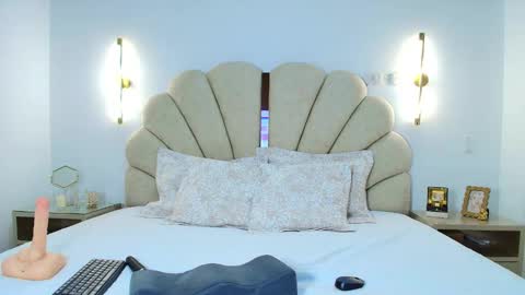 Meghan  online show from November 20, 11:24 pm