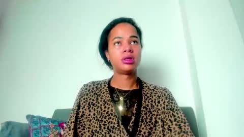 Meghan Alexandra Susex Fenty online show from December 15, 6:42 am