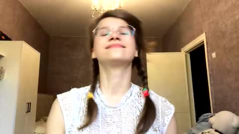 Mekyy online show from September 23, 10:42 am