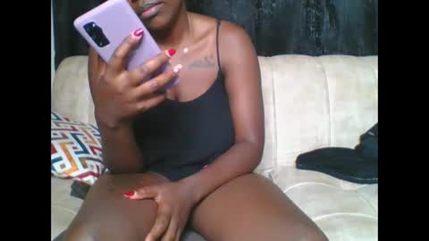 pretty online show from March 5, 6:12 am