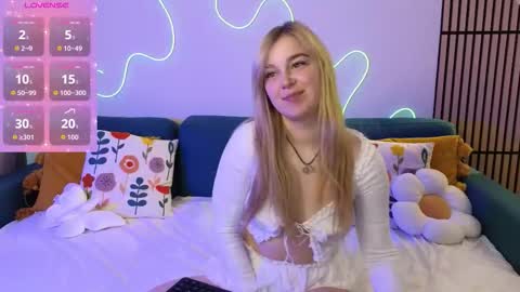 Mel online show from October 13, 7:54 am