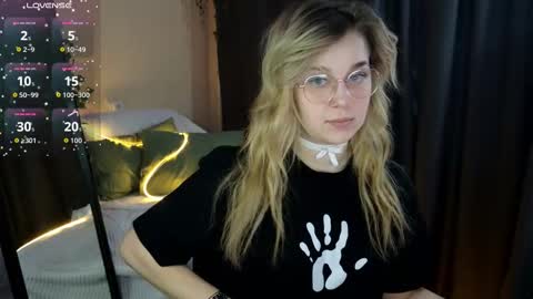 Mel online show from March 24, 12:00 pm