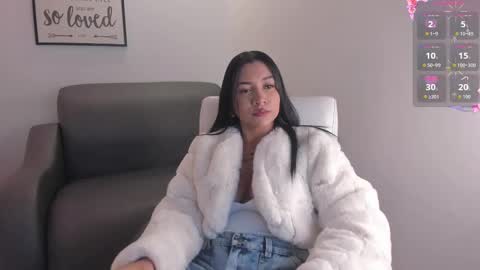 Snapshot of melan_owen chatting on September 24, 10:44 am melan_owen online show from September 24, 10:44 am