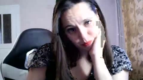 Snapshot of melaniahhoty chatting on October 26, 1:34 pm Melaniahhoty online show from October 26, 1:34 pm