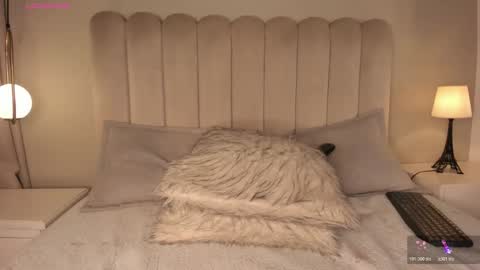 Melanie online show from March 13, 10:46 pm