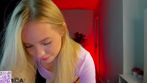 Melanie online show from October 19, 1:10 am