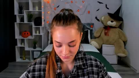 MelanieAlves online show from October 13, 1:24 pm