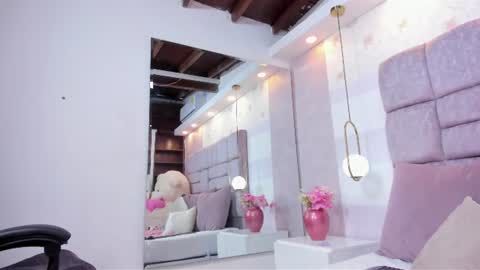 melaniee_joness online show from June 12, 5:56 pm