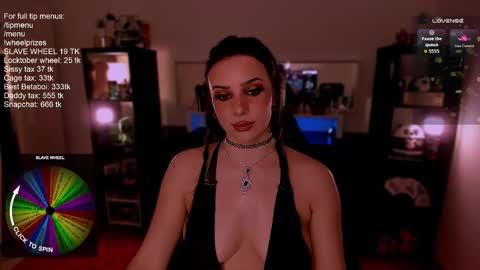 Melanie  online show from October 24, 6:30 pm