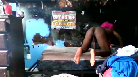 melanie online show from December 15, 5:20 pm