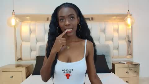 Melanie online show from September 16, 12:40 pm