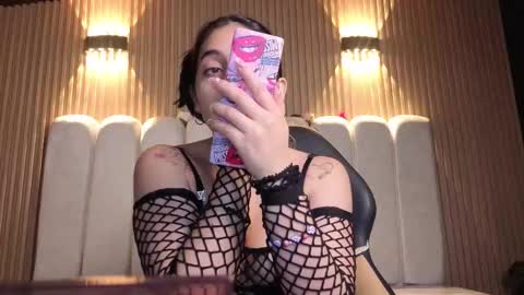 melanny_petite online show from March 18, 1:06 pm