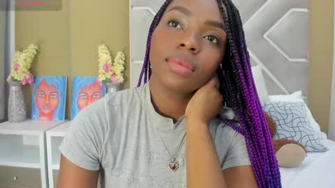 Snapshot of melany_ebonyy chatting on March 8, 5:33 pm Melanie online show from March 8, 5:33 pm