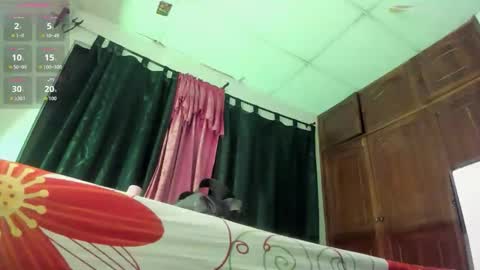 melany_filly online show from May 21, 1:45 am