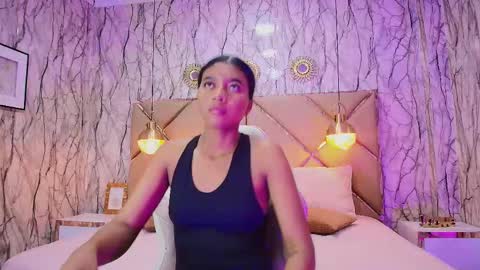 MELII EBONY online show from October 27, 11:43 am