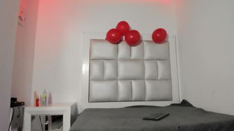 melisa_js_ online show from May 27, 3:36 am