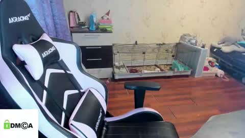 melisanilson online show from February 22, 12:36 am